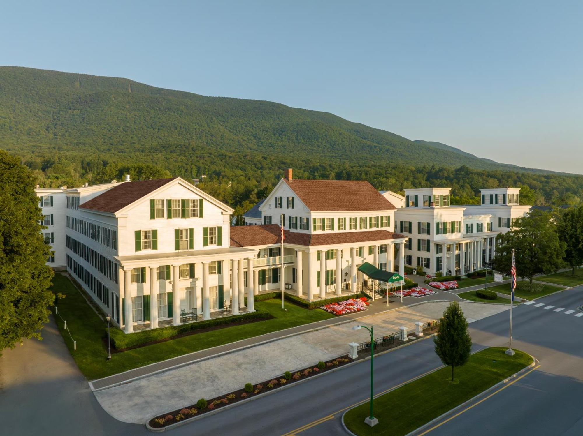 The Equinox Golf Resort & Spa Manchester Zewnętrze zdjęcie